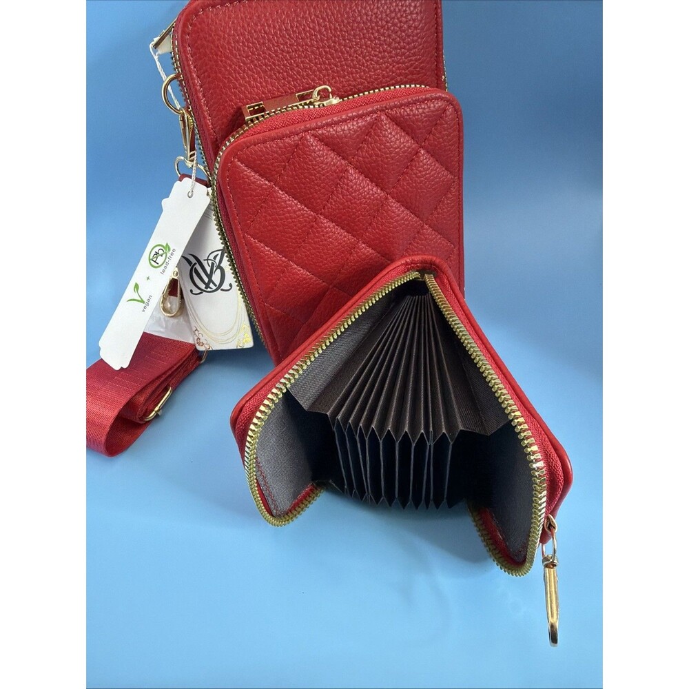 Red Vegan crossbody purse With CC Piece, Very Soft And Well Made - Picture 3 of 5